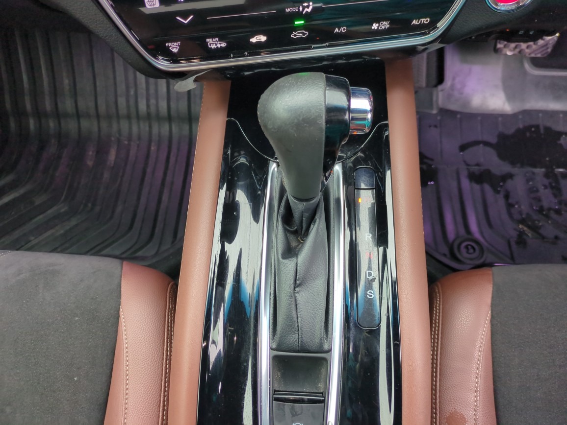 HONDA VEZEL TOURING HONDA SENSING