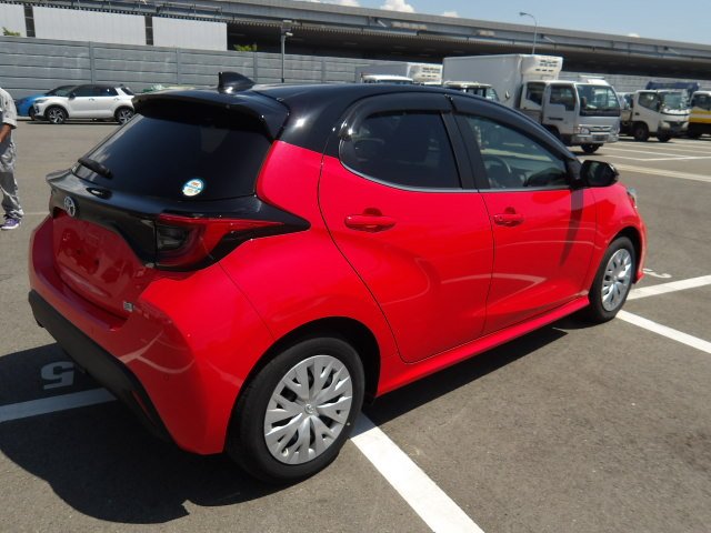 TOYOTA YARIS HYBRID Z