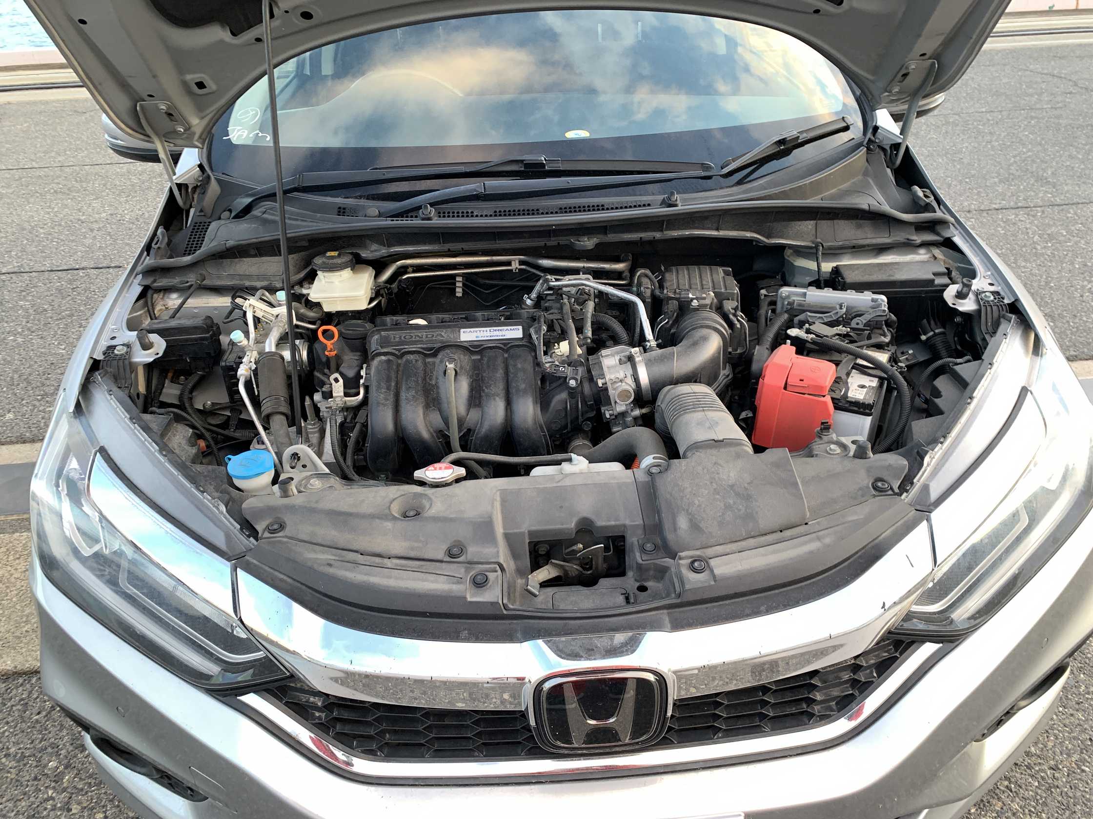 HONDA GRACE HYBRID LX