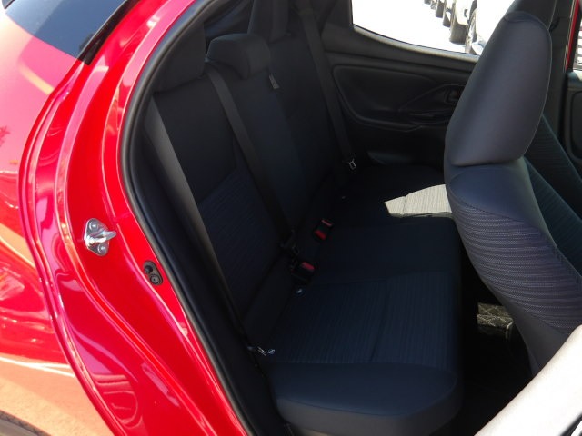 TOYOTA YARIS HYBIRD Z