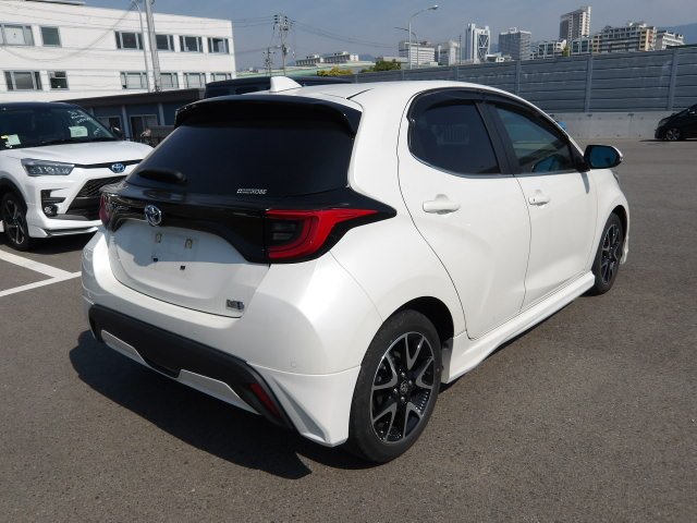 TOYOTA YARIS Z