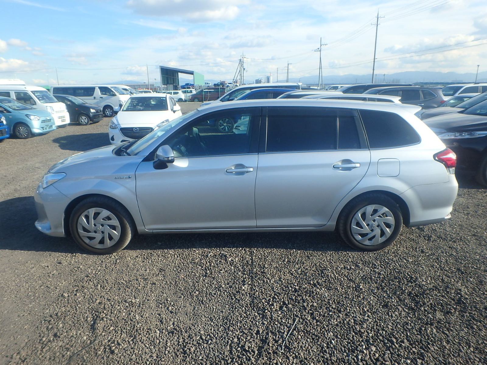 TOYOTA COROLLA FIELDER HYBRID G