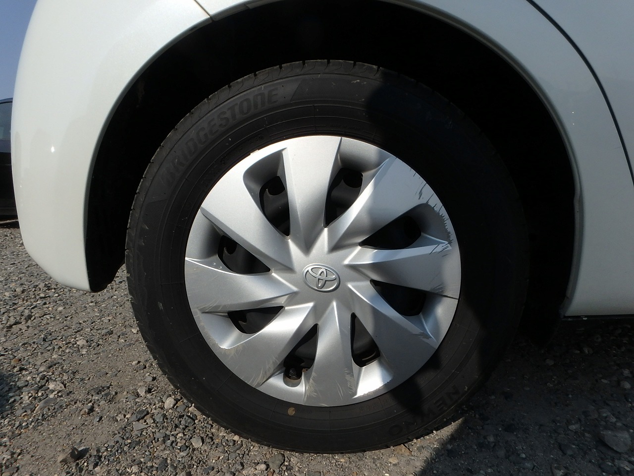 TOYOTA VITZ 5D F SAFETY EDITION 3