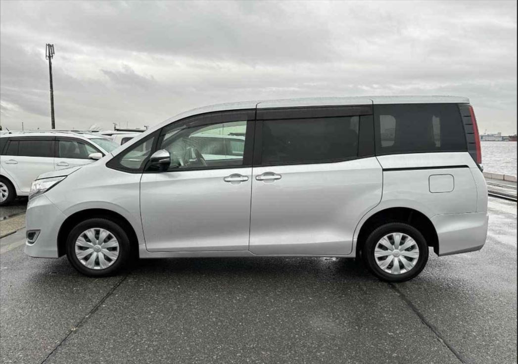 Toyota Noah 2020