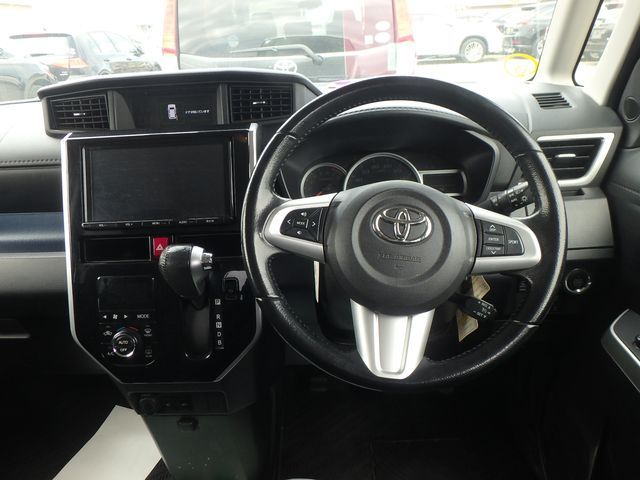 TOYOTA ROOMY CUSTOM G-T