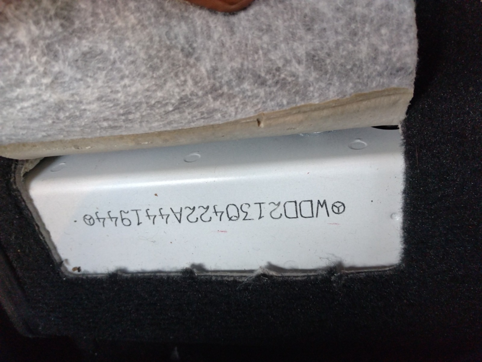 MERCEDES BENZ E-CLASS 4D E200 AVANTGARDE