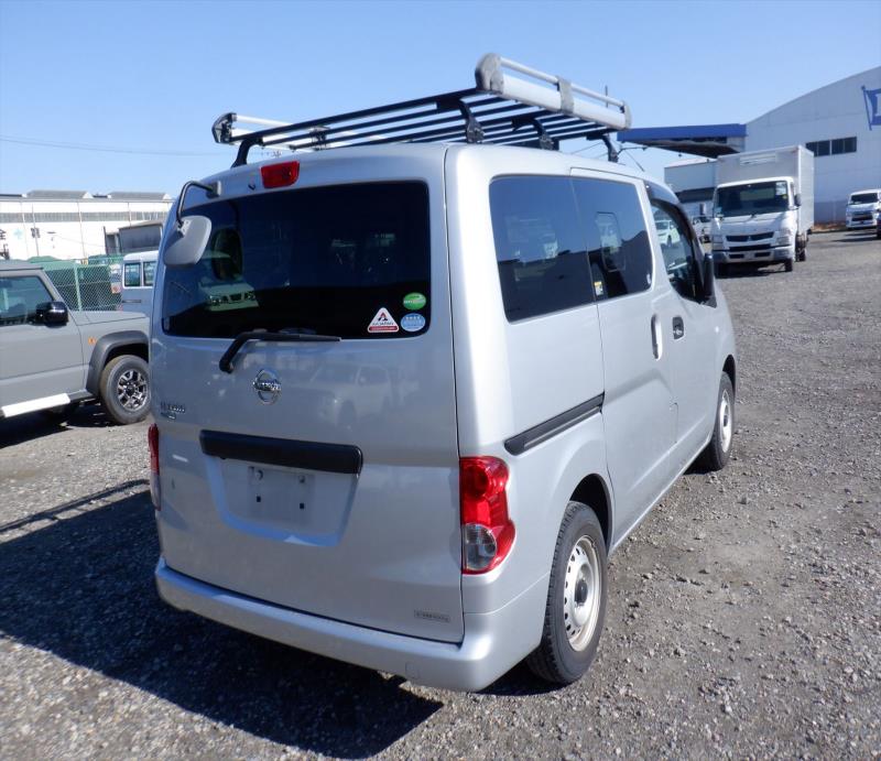 NISSAN VANETTE VAN