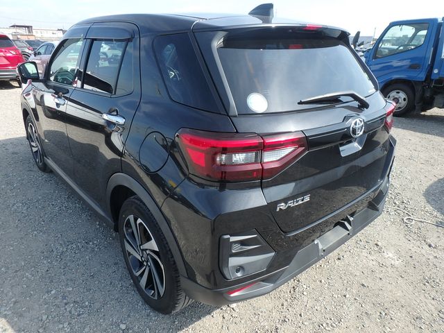 TOYOTA RAIZE Z