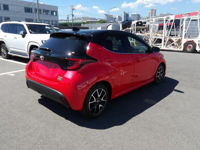 TOYOTA YARIS HYBIRD Z