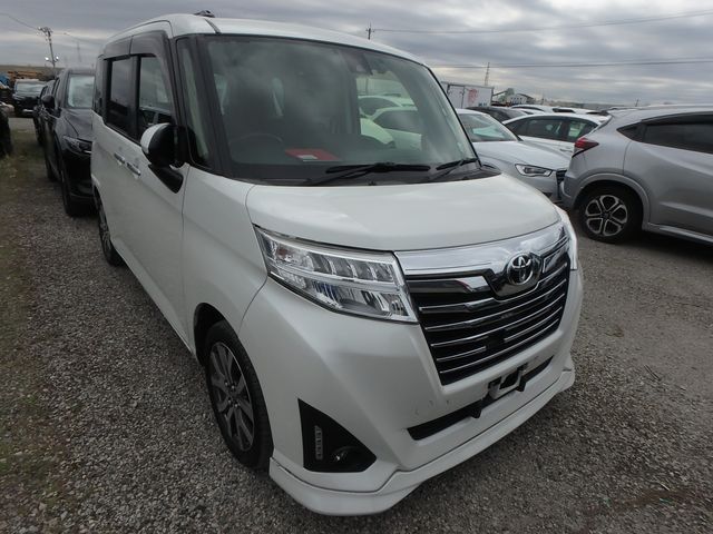 TOYOTA ROOMY CUSTOM G-T