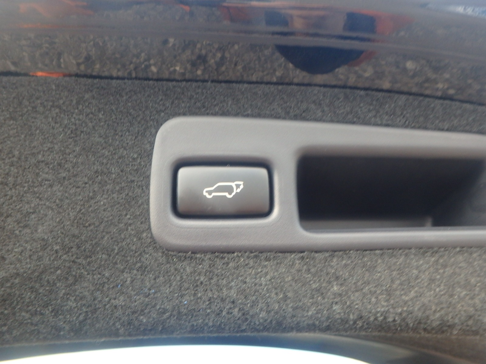 TOYOTA HARRIER PREMIUM