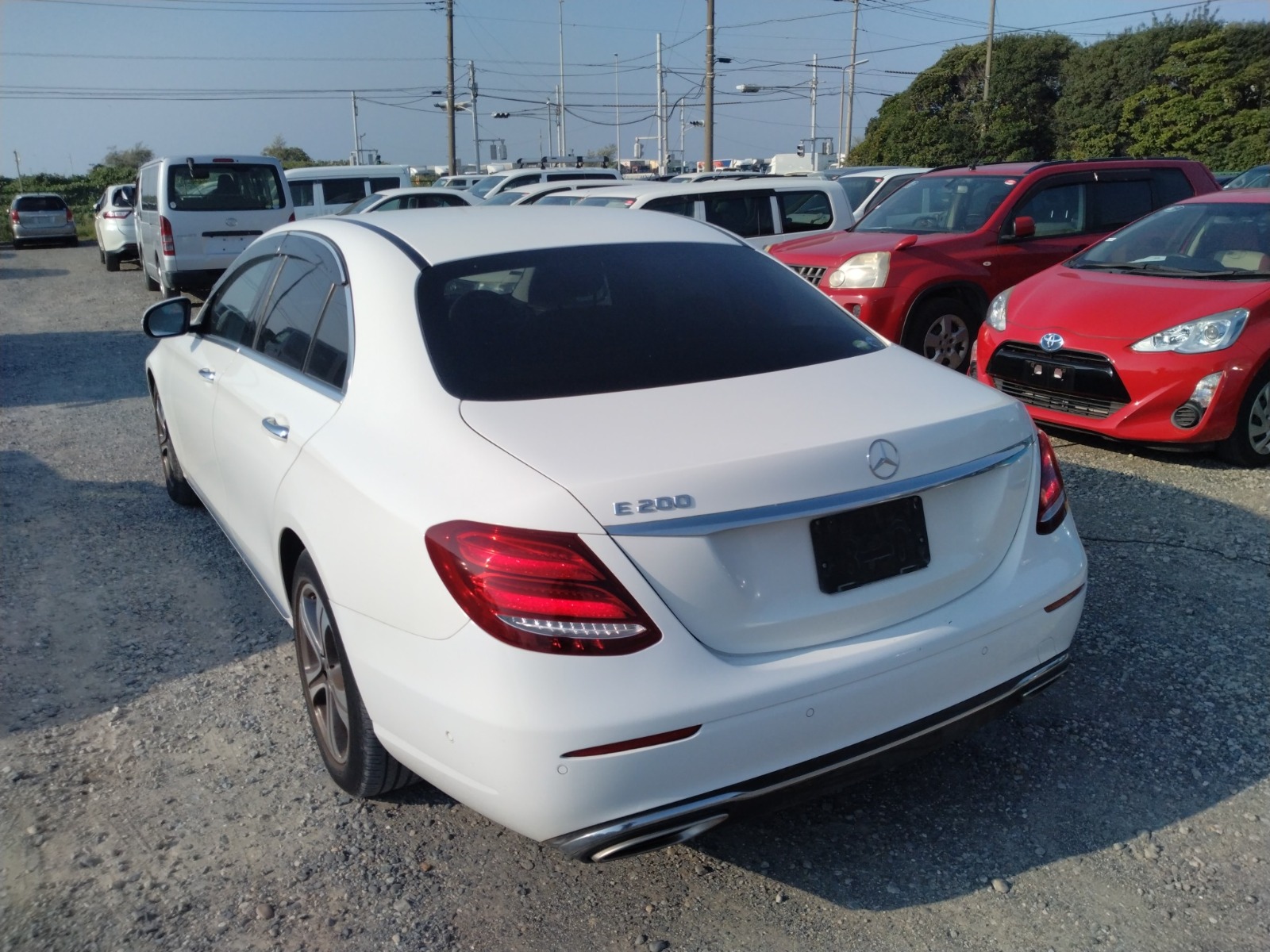 MERCEDES BENZ E-CLASS 4D E200 AVANTGARDE