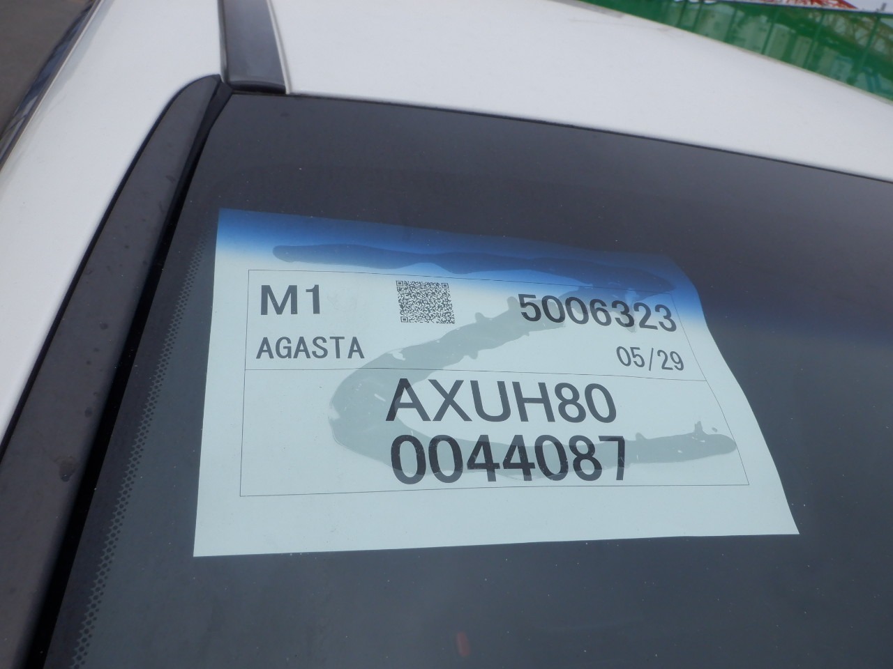 TOYOTA HARRIER HYBRID