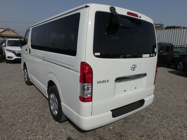 TOYOTA HIACE DX GL PACKAGE