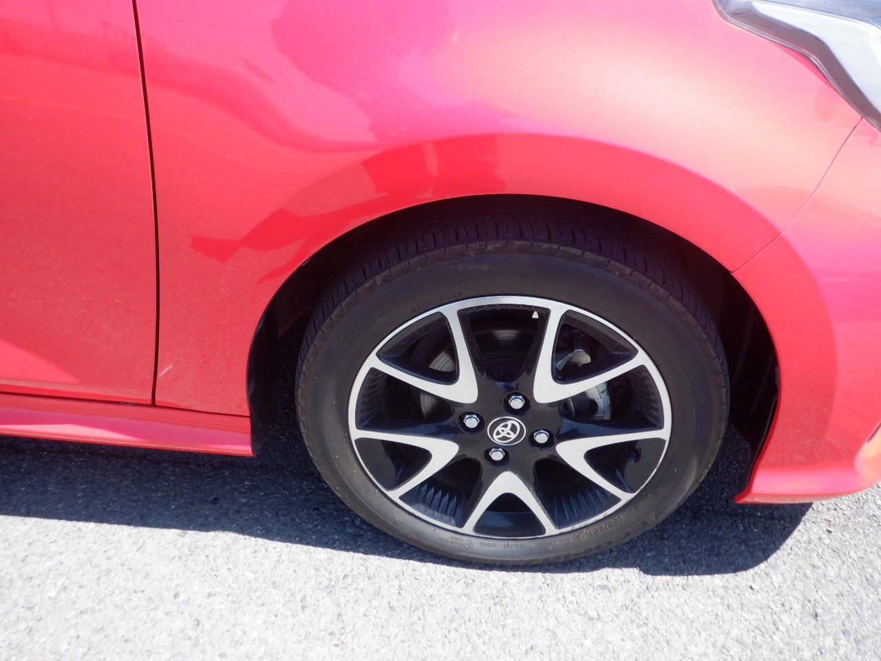 TOYOTA YARIS HYBRID Z