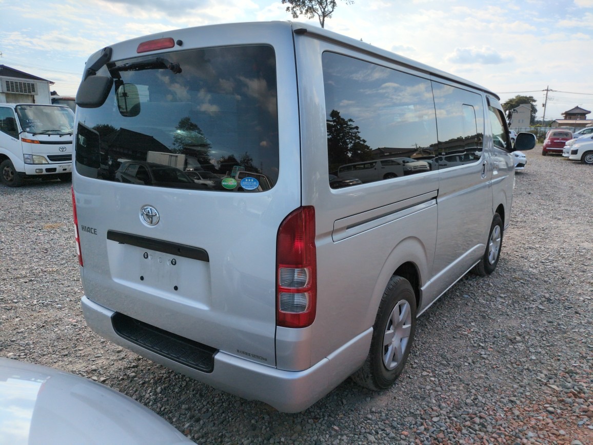 TOYOTA HIACE VAN 5D LONG DX