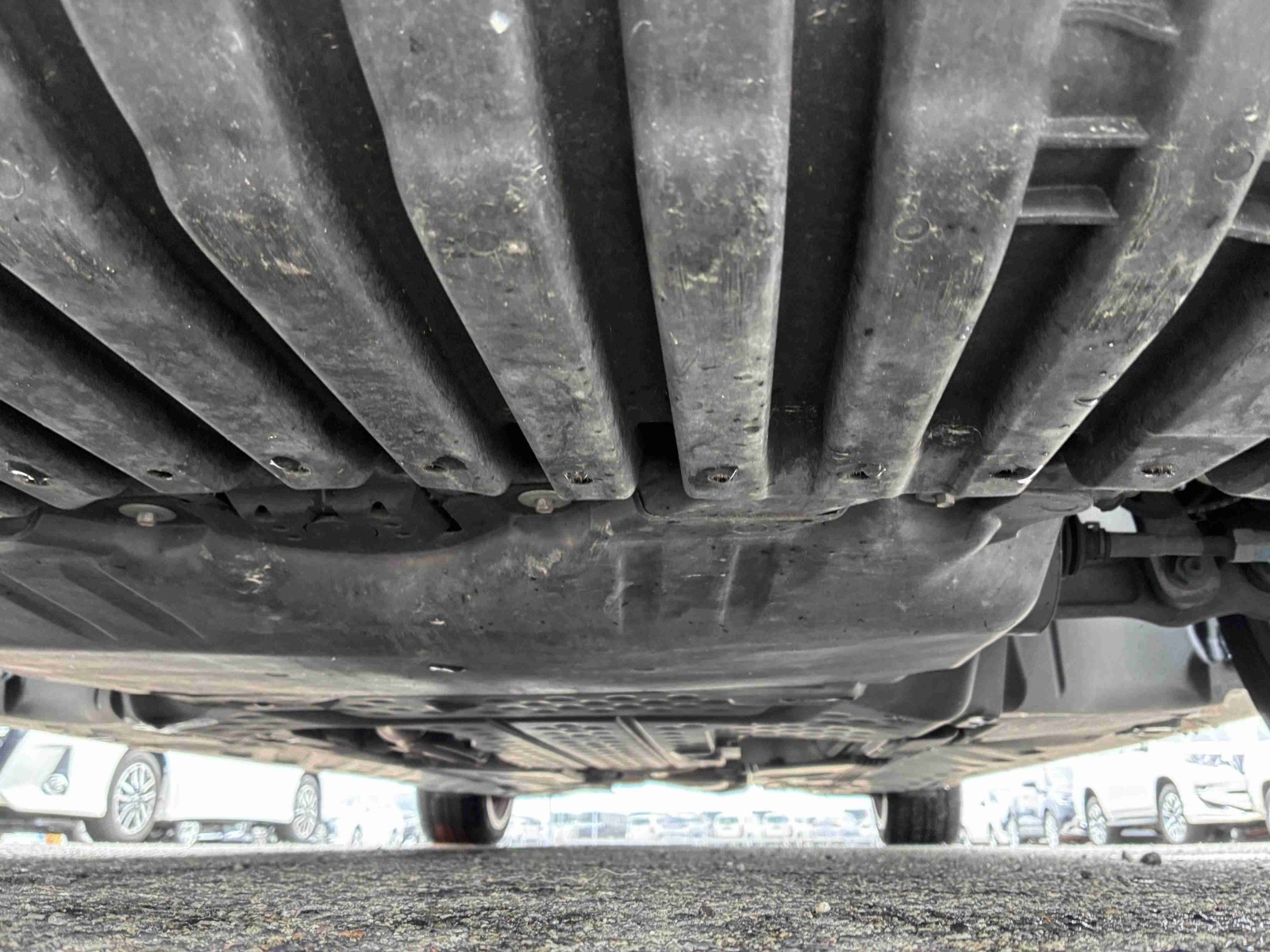 MERCEDES BENZ C-CLASS 4D C200 AVANTGARDE AMG LINE