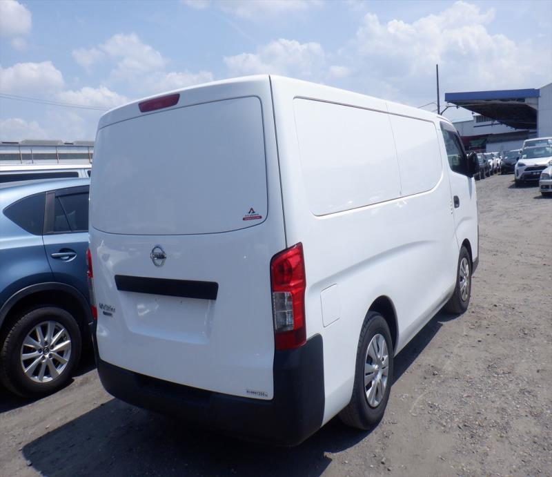 NISSAN CARAVAN VAN NV350 DX