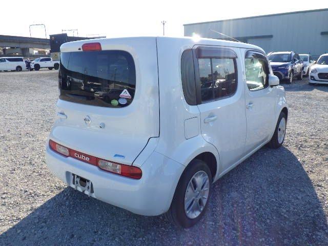NISSAN CUBE