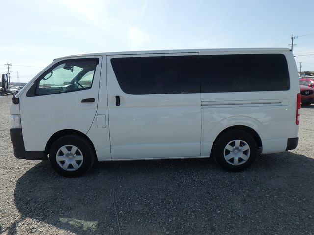 TOYOTA HIACE LONG DX