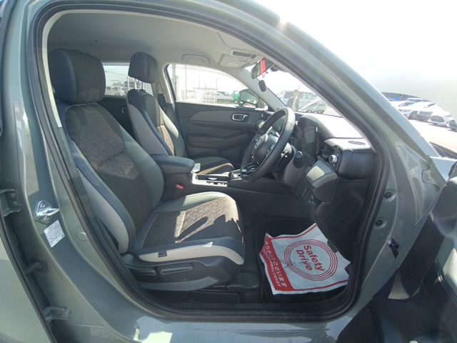 HONDA VEZEL HYBRID E:HEV X HUNT PACKAGE