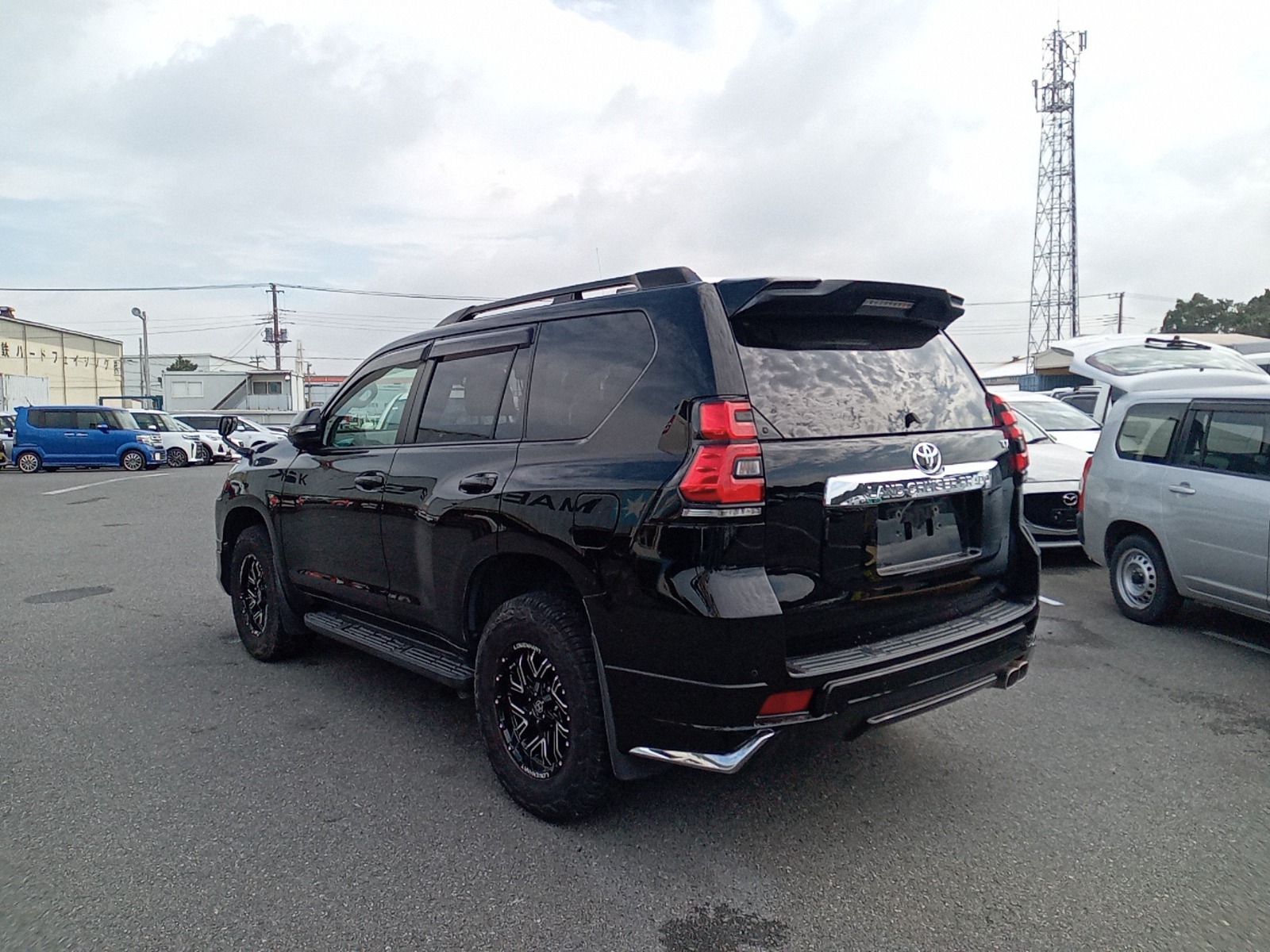 TOYOTA LAND CRUISER PRADO
