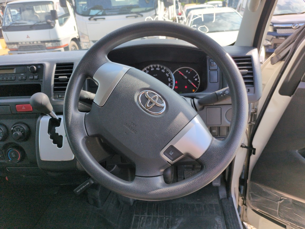 TOYOTA HIACE VAN 5D LONG DX JUSTLOW