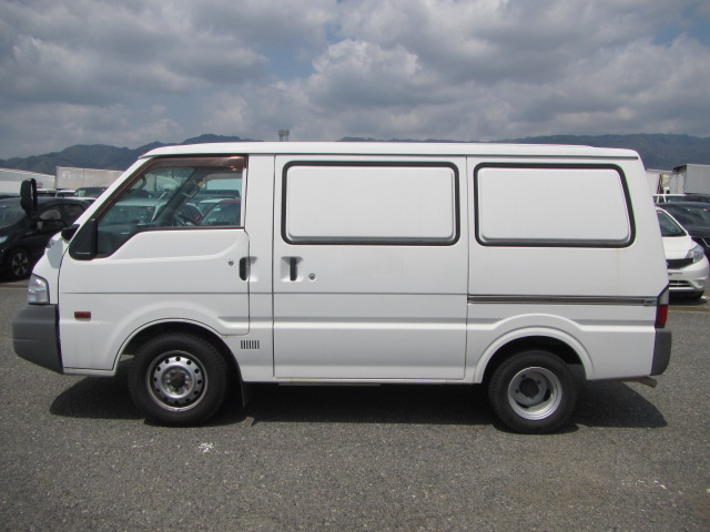 MAZDA BONGO VAN