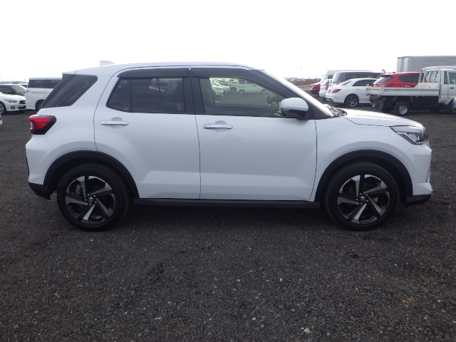 TOYOTA RAIZE HYBRID Z