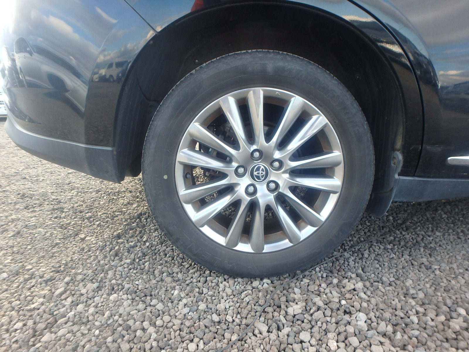 TOYOTA HARRIER PREMIUM