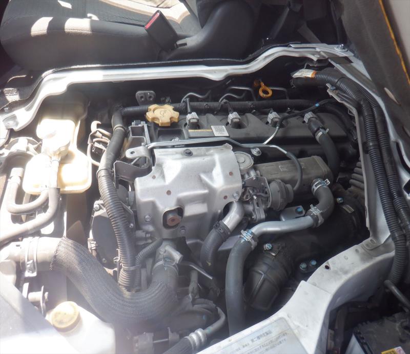 NISSAN CARAVAN VAN NV350 DX