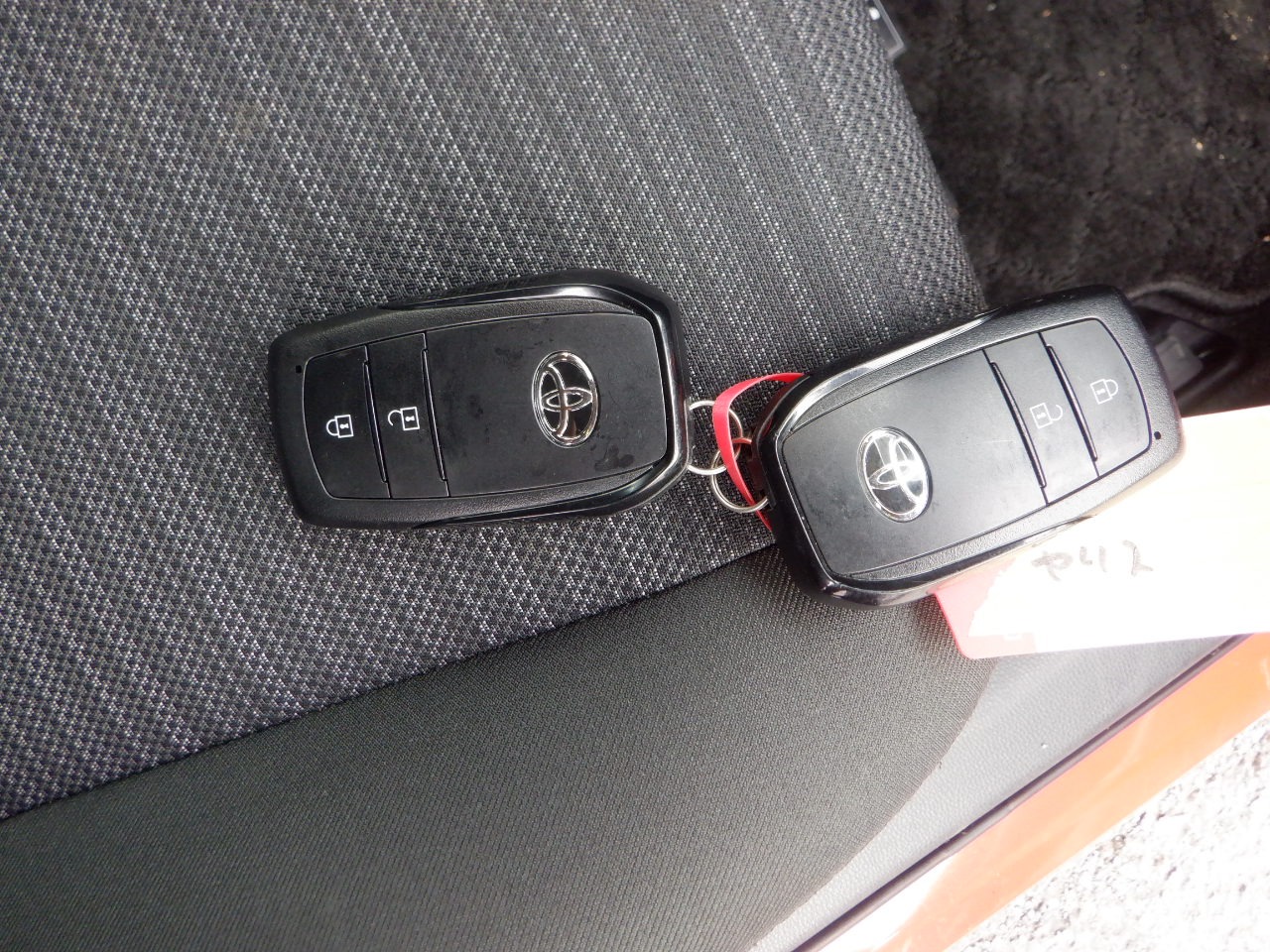 TOYOTA YARIS HYBRID Z