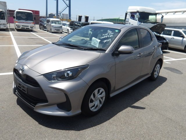 TOYOTA YARIS X