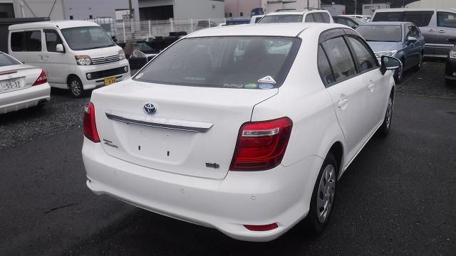 TOYOTA COROLLA AXIO HYBRID