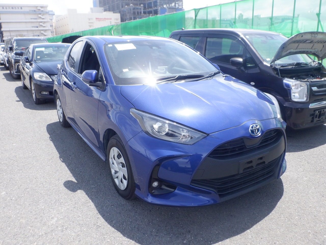TOYOTA YARIS HYBRID X
