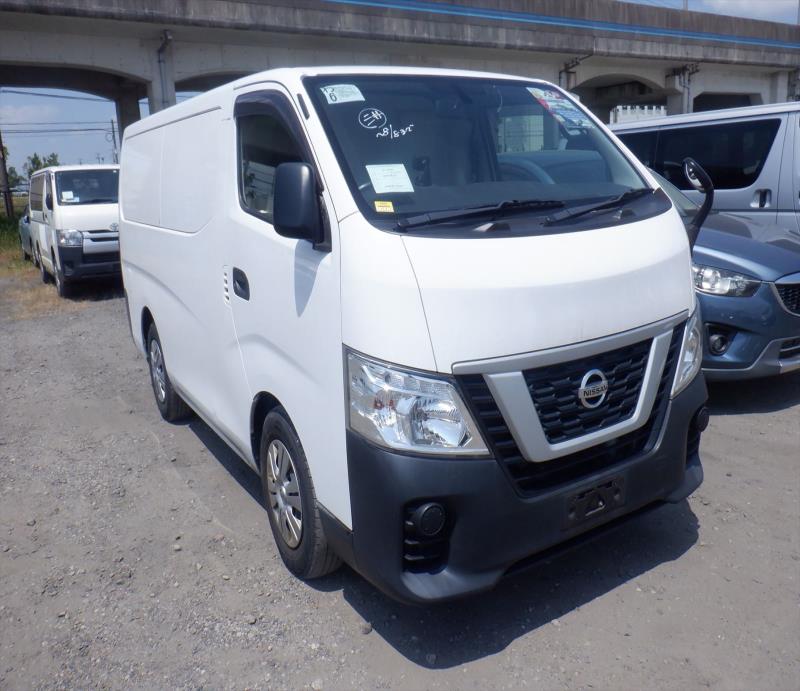 NISSAN CARAVAN VAN NV350 DX