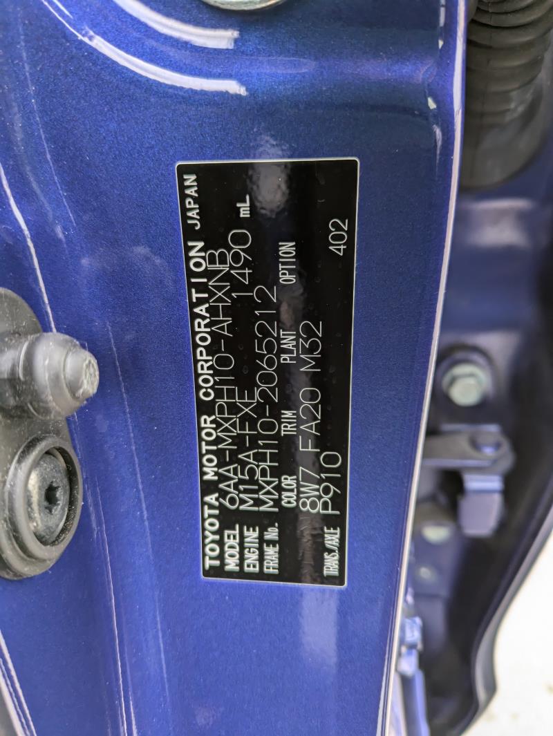 TOYOTA YARIS HYBRID X