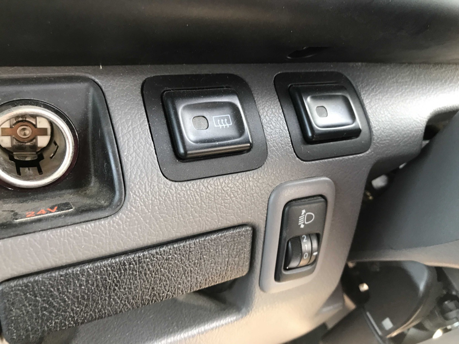 HINO BUS LIESSE II 2D