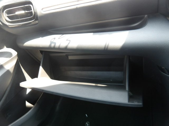 TOYOTA YARIS HYBRID Z