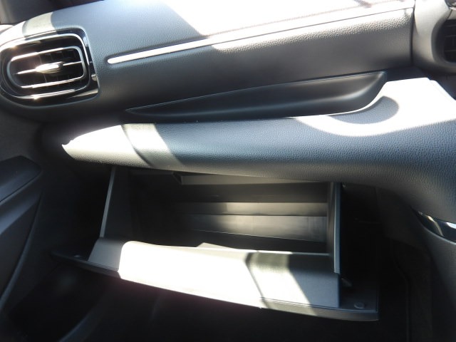 TOYOTA YARIS HYBIRD Z