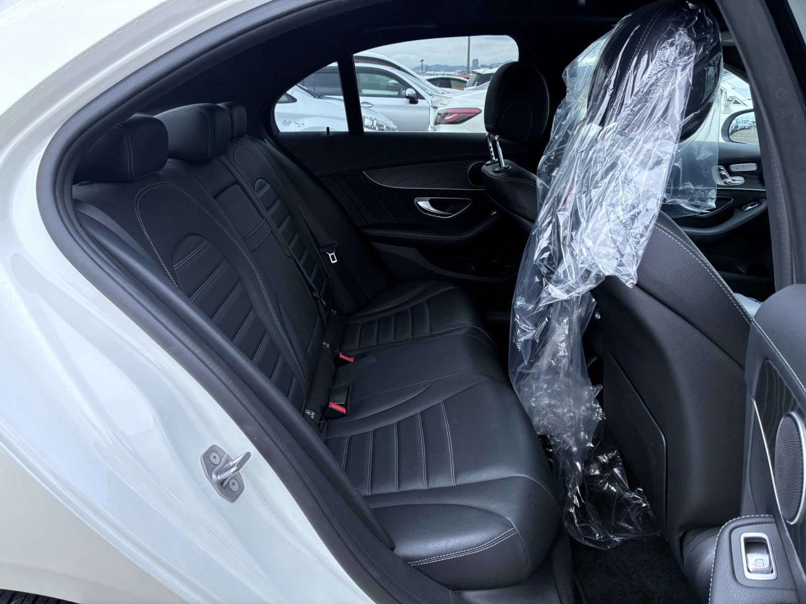 MERCEDES BENZ C-CLASS 4D C200 AVANTGARDE AMG LINE