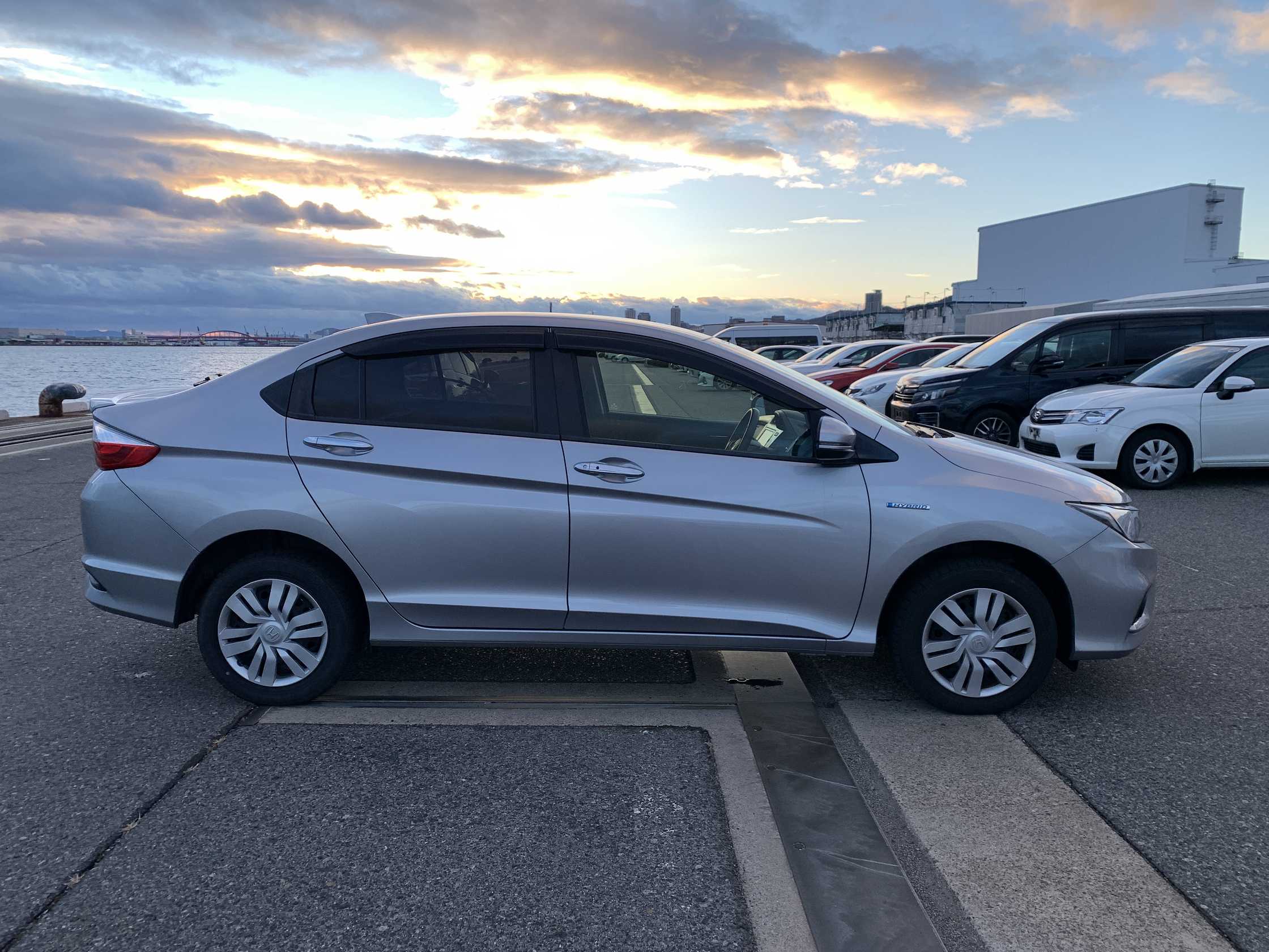 HONDA GRACE HYBRID LX