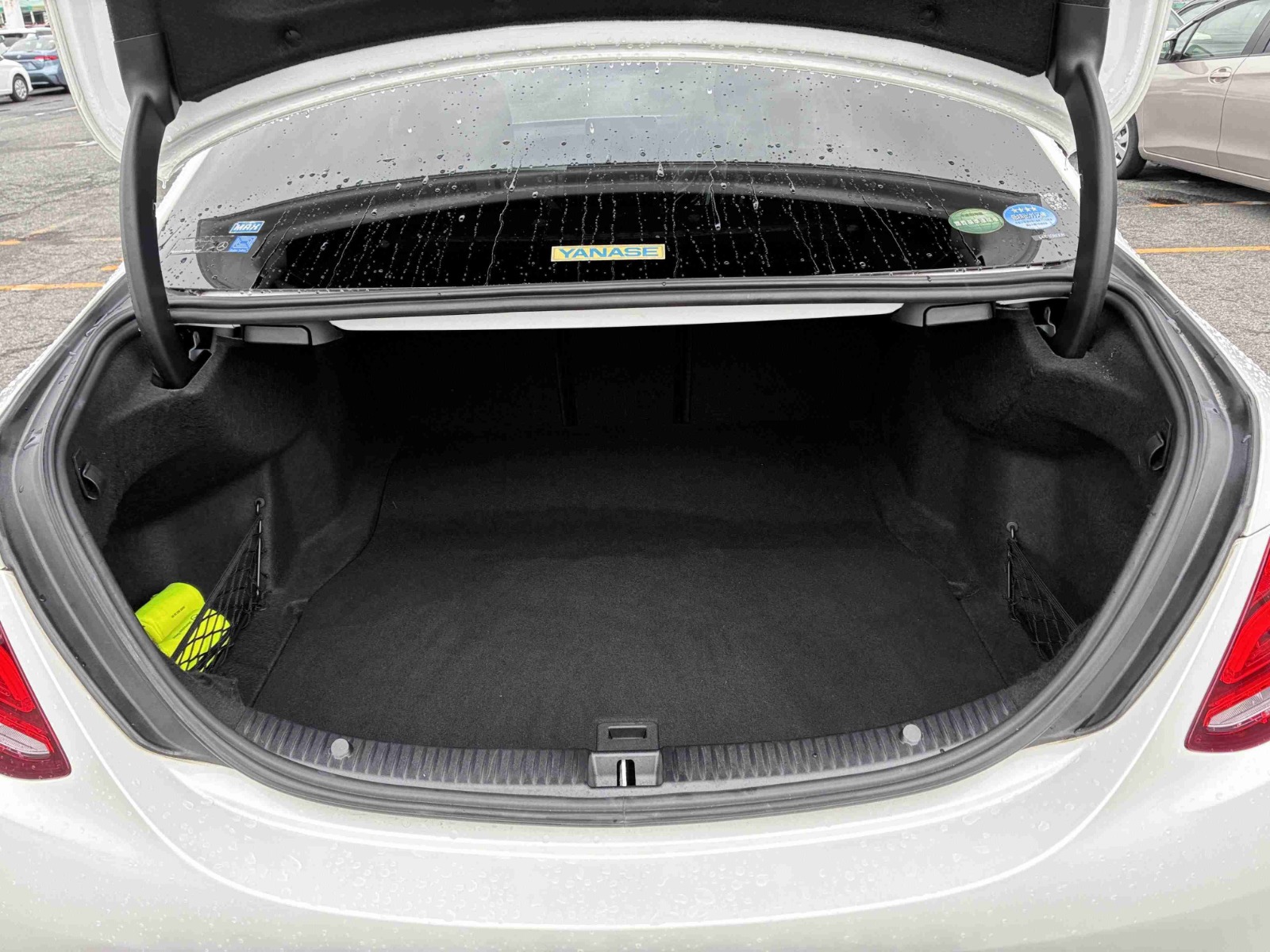 MERCEDES BENZ C-CLASS 4D C200 AVANTGARDE AMG LINE