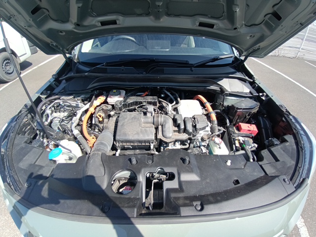 HONDA VEZEL HYBRID E:HEV X HUNT PACKAGE