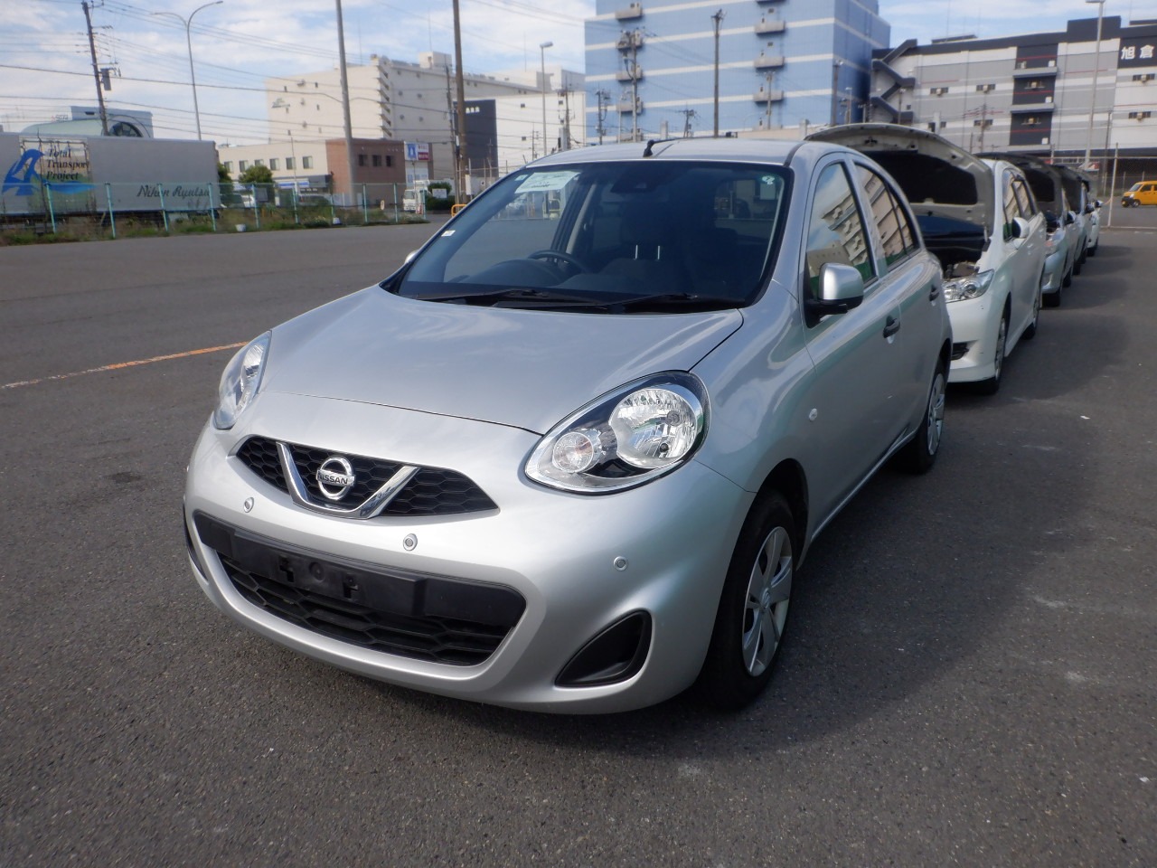 NISSAN MARCH S