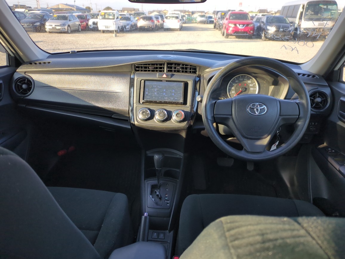 TOYOTA COROLLA AXIO 1.5X