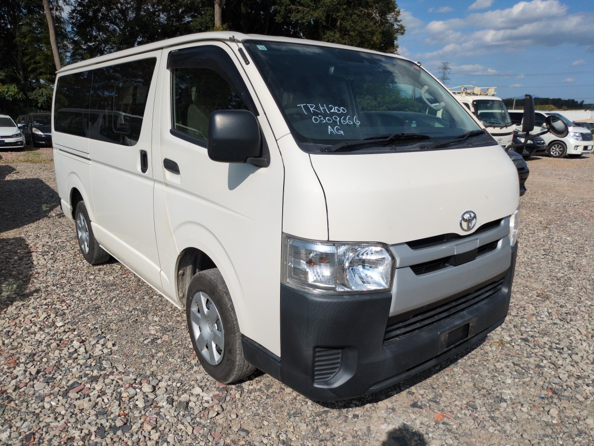 TOYOTA HIACE VAN 5D LONG DX JUSTLOW