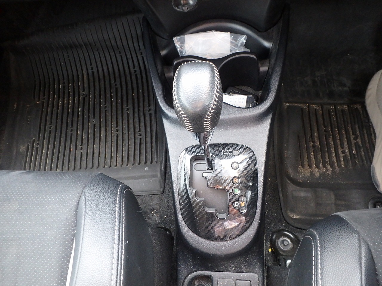 TOYOTA VITZ GR SPORT