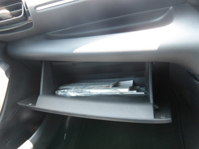 TOYOTA YARIS HYBRID Z