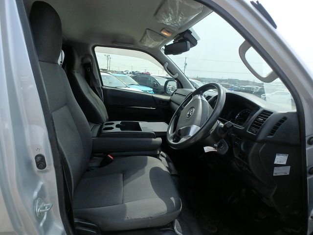 TOYOTA HIACE 5D LONG DX GL PACKAGE JUSTLOW